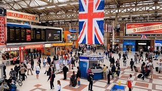 A Walk Through The London Victoria Station London England [upl. by Eimoan]